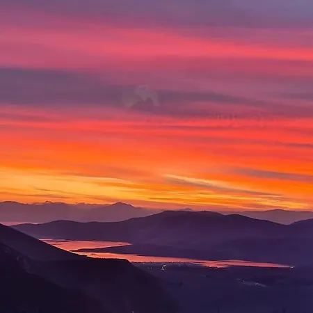 Lejlighed 'ηδιστον,delphi *